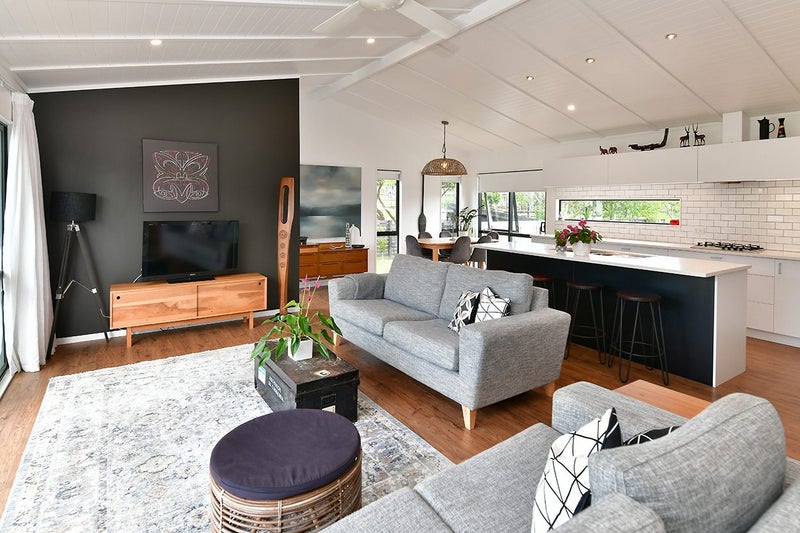 4 Serene Place, Gulf Harbour, Whangaparaoa - Carousel 1