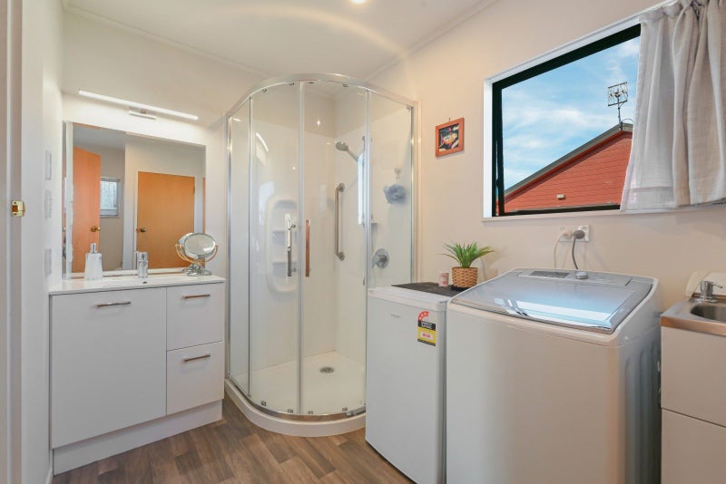 4 Conifer Court, Richmond, Richmond - Carousel 18