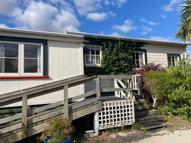 44 Fitzherbert Street, Petone, Lower Hutt - Carousel 1