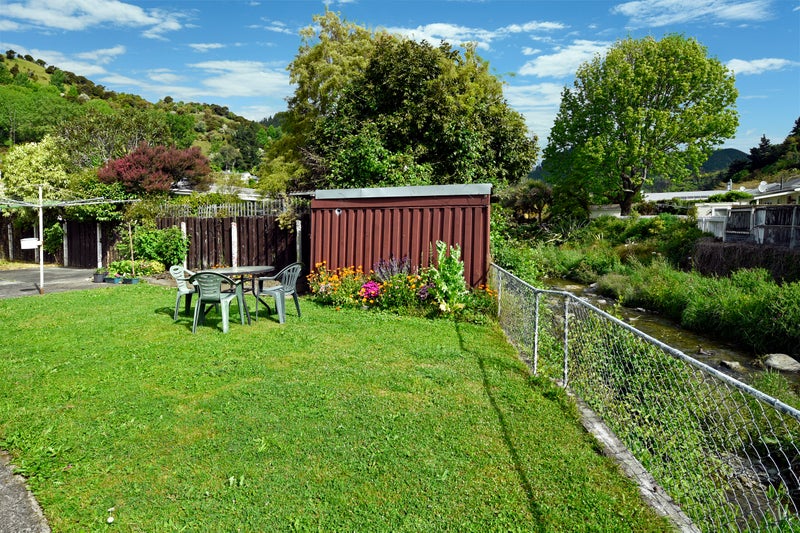 74 Bronte Street East, Nelson - Carousel 17