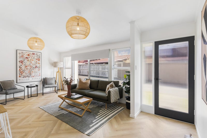 1/16 Otakau Road, Milford, Auckland - Carousel 2