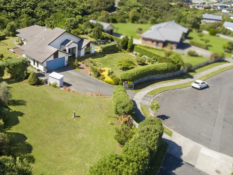 14 Grace Nicholls Grove, Riverstone Terraces, Upper Hutt - Carousel 2