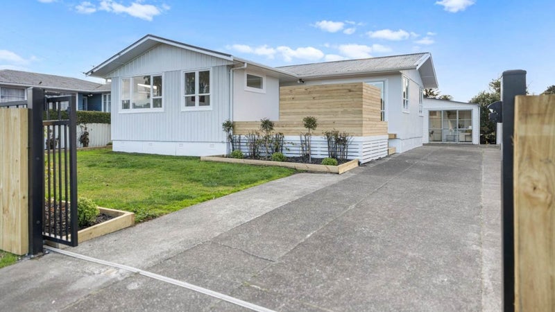 9 Cooper Crescent, Otara, Auckland - Carousel 1