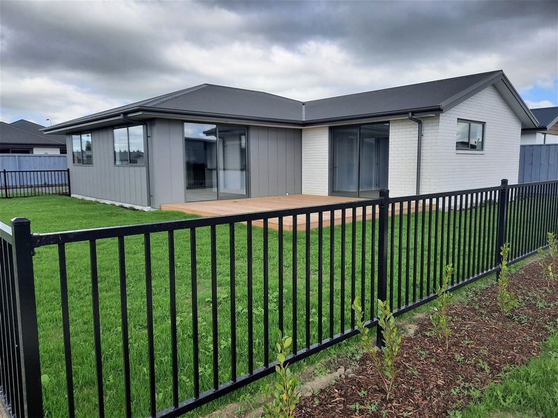 17 Sherborne Drive, Rolleston, Rolleston - Carousel 2