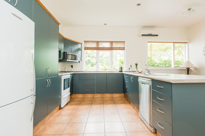 18 Selwyn Crescent, College Estate, Whanganui - Carousel 2
