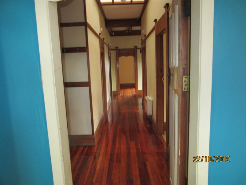 2 Exeter Road, Mount Albert, Auckland - Carousel 2