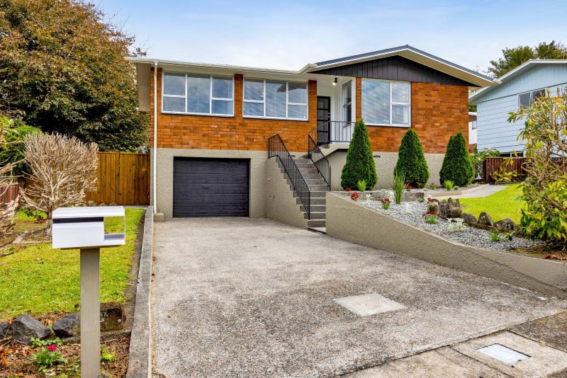 60 Tavistock Street, Westown, New Plymouth - Carousel 1