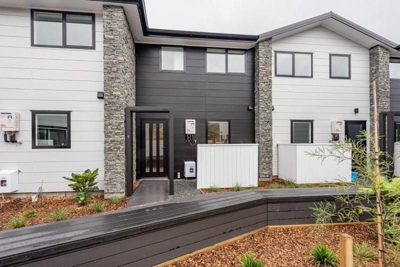 10/123 Cambridge Terrace, Fairfield, Lower Hutt - Carousel 1