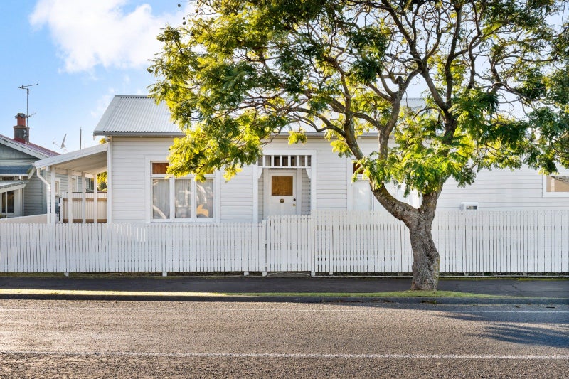 48 Carnell Street, Napier South, Napier - Carousel 22