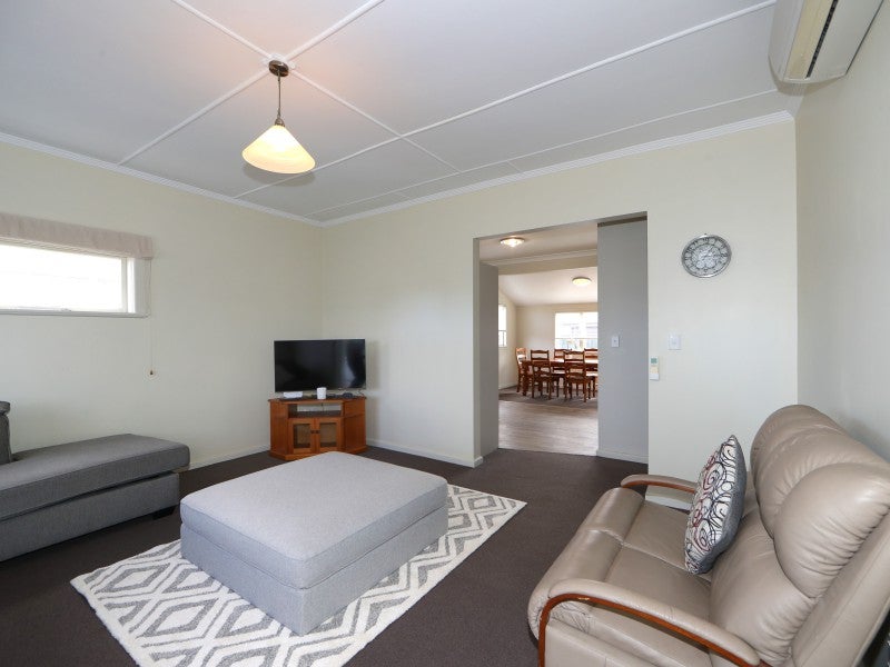 1028 Konini Street, Mahora, Hastings - Carousel 2