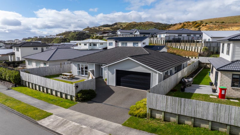 75 Grenada Drive, Grenada Village, Wellington - Carousel 1