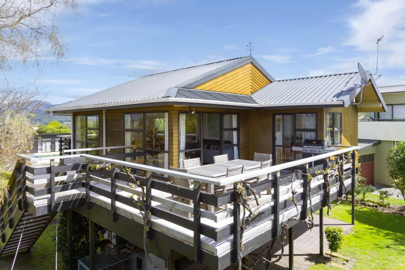 1 Hinerangi Place, Kuratau, Tūrangi - Carousel 21