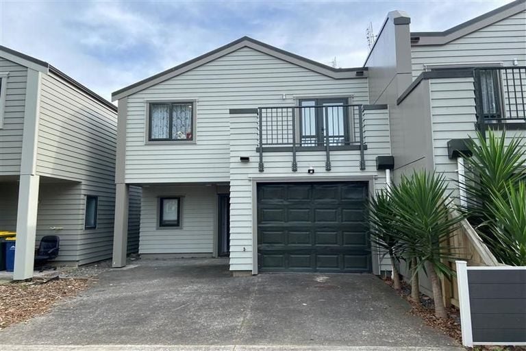 1/23 Fields Parade, Oteha, Auckland - Carousel 16