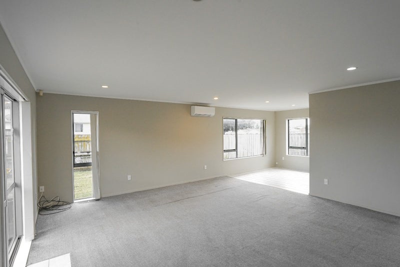 27 Oratu Place, Manurewa, Auckland - Carousel 2
