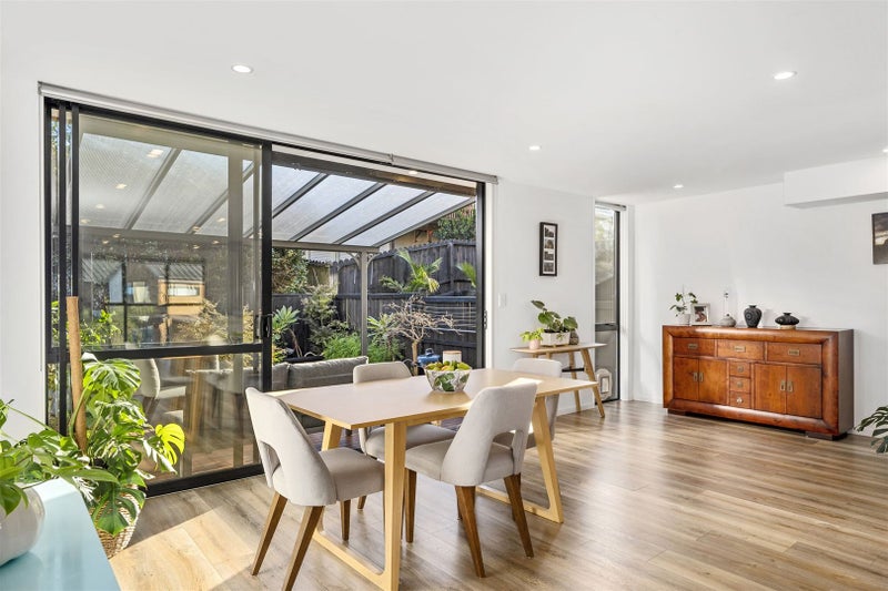 42 Seafarer Crescent, Stanmore Bay, Whangaparaoa - Carousel 2