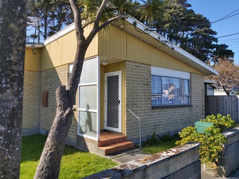 1/40 Darlington Road, Miramar, Wellington - Carousel 1