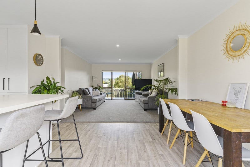 5C Cameron Road, Te Puke - Carousel 1