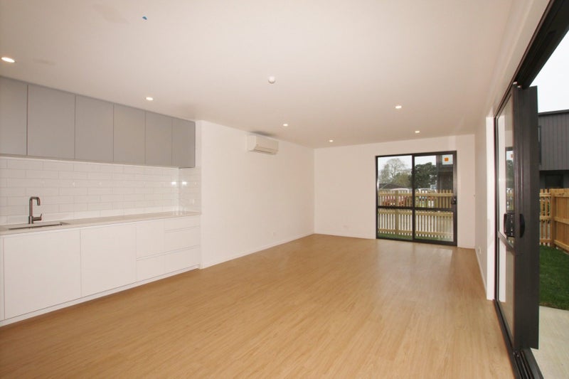 2A Otaimako Place, Mangere, Auckland - Carousel 2