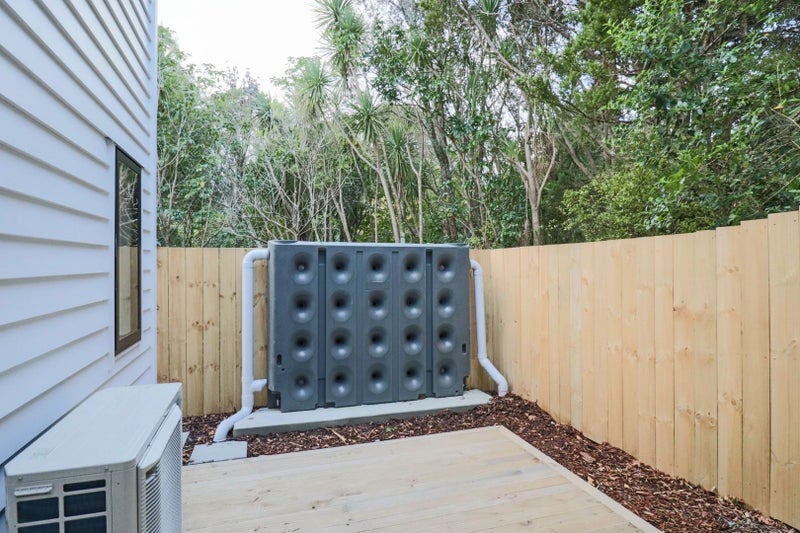 25E Lynbrooke Avenue, Blockhouse Bay, Auckland - Carousel 13