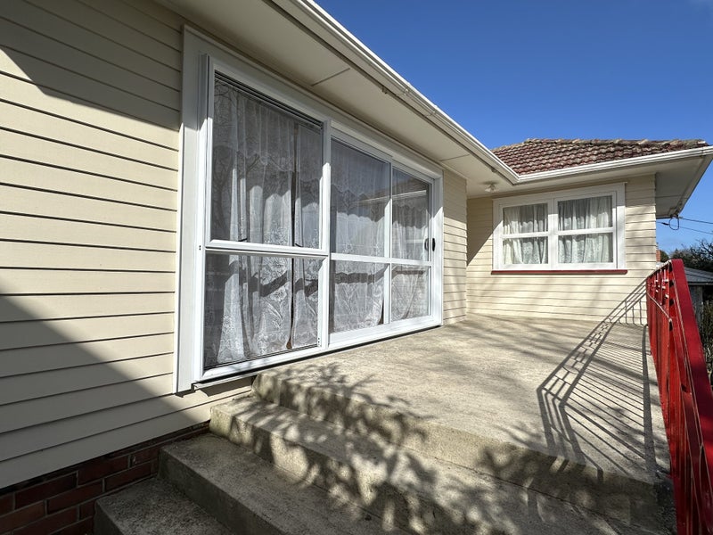 61 Lake Road, Northcote, Auckland - Carousel 2