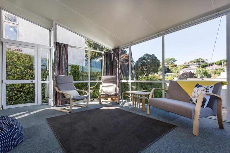 22 Fairfax Street, Maori Hill, Dunedin - Carousel 1