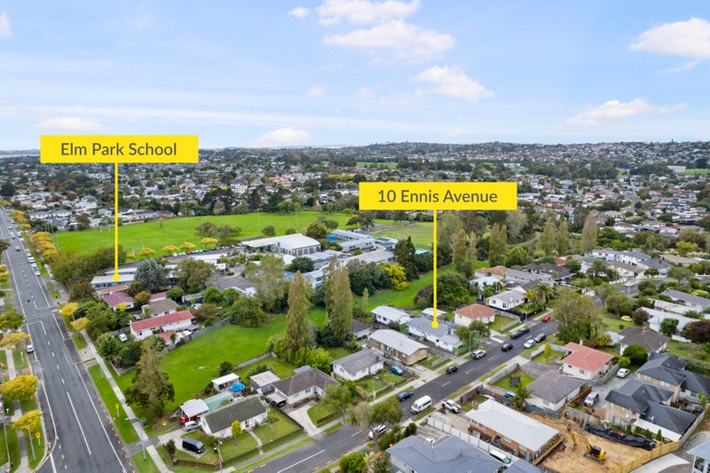 10 Ennis Avenue, Pakuranga Heights, Auckland - Carousel 1