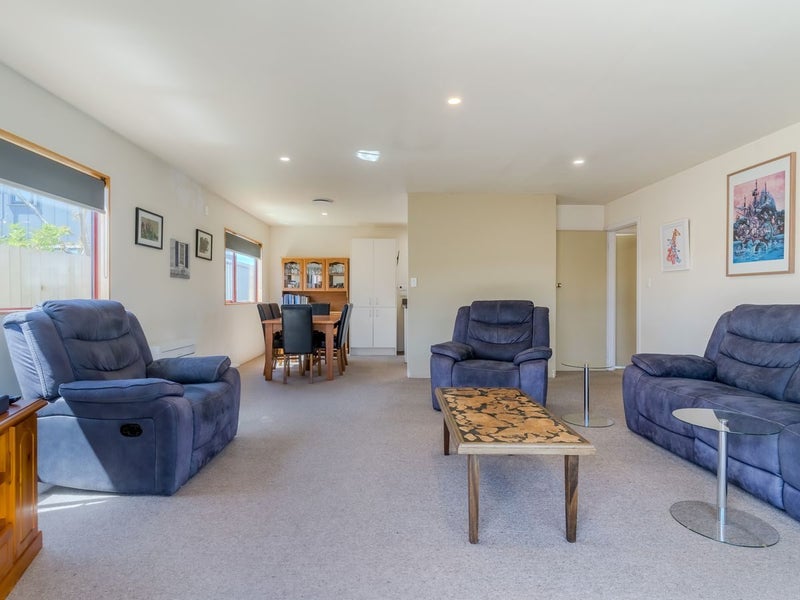 17A Eskvale Street, Saint Kilda, Dunedin - Carousel 2