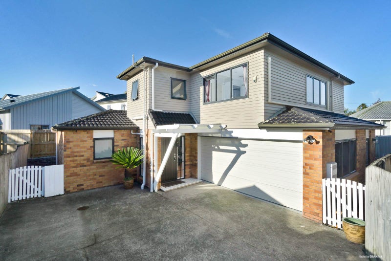 26 Margate Road, Blockhouse Bay, Auckland - Carousel 1