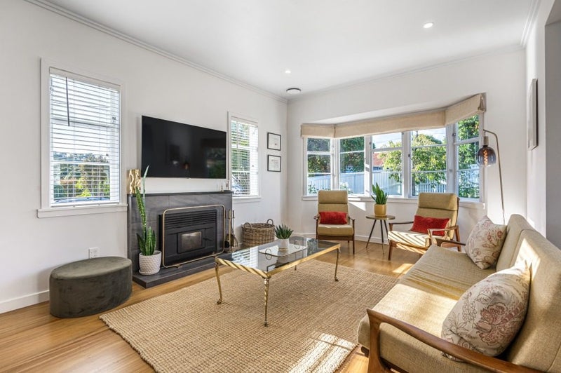 29B Tyburnia Avenue, Mount Albert, Auckland - Carousel 2