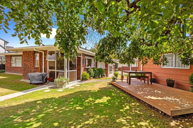 43 Kentucky Way, Awapuni, Palmerston North - Carousel 2