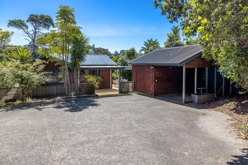 11 Natzka Road, Ostend, Waiheke Island - Carousel 28