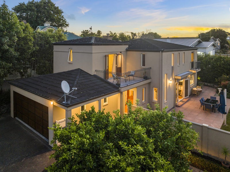 4 Sylvan Avenue East, Mount Eden, Auckland - Carousel 1