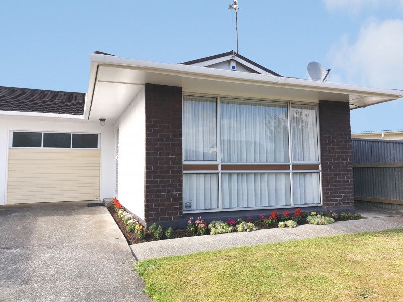 10 Luton Street, Hokowhitu, Palmerston North - Carousel 1