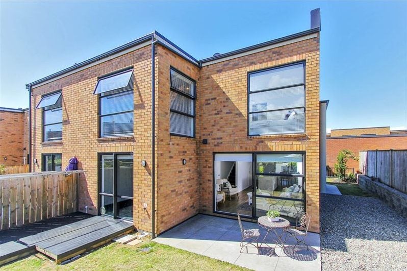17 Scoria Crescent, Stonefields, Auckland - Carousel 2