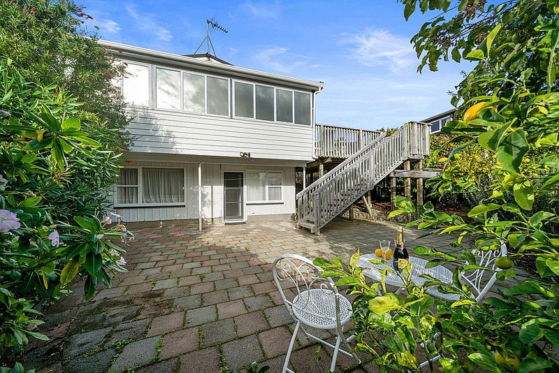 2 Annan Grove, Papakowhai, Porirua - Carousel 1