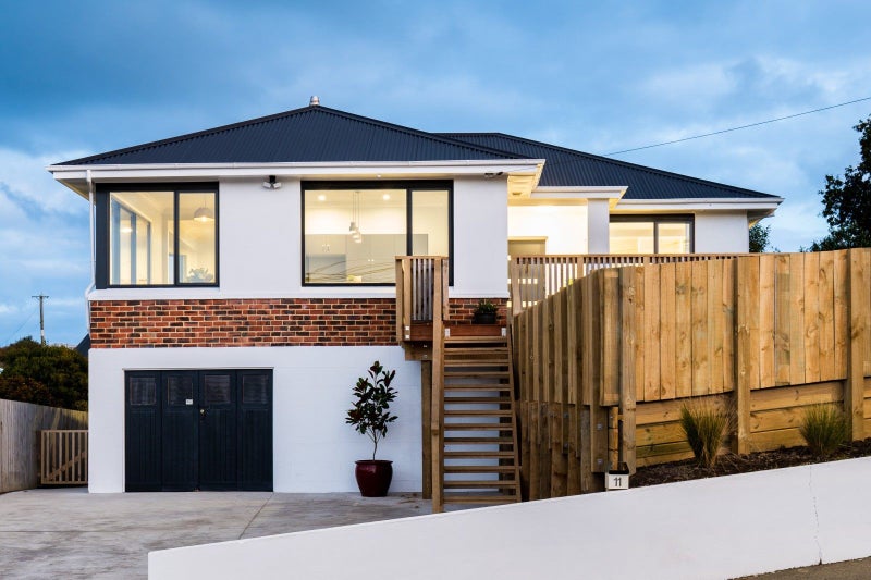 11 Middleton Road, Kew, Dunedin - Carousel 1