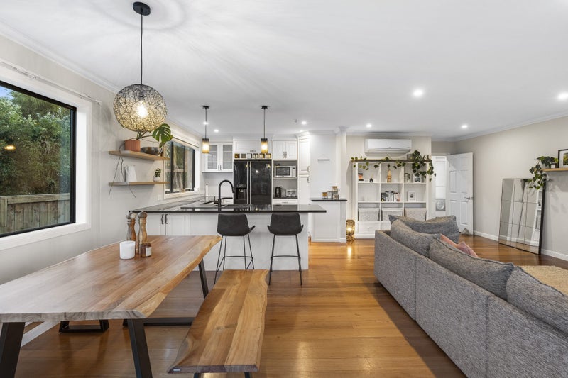 35 Waterbank Crescent, Waterview, Auckland - Carousel 2