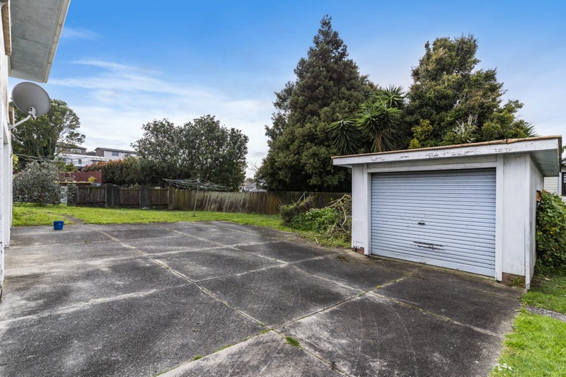 1/3 Currie Avenue, Mount Roskill, Auckland - Carousel 23