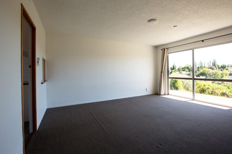 2/1196 Victoria Street, Whitiora, Hamilton - Carousel 1