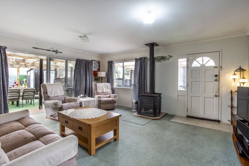 55E Springs Road, Parakai, Helensville - Carousel 2