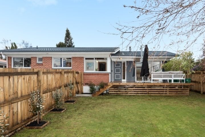 16 Sharyn Place, Brookfield, Tauranga - Carousel 2