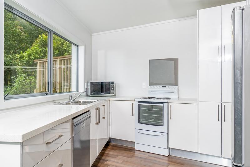 106B Queen Street, North Dunedin, Dunedin - Carousel 2