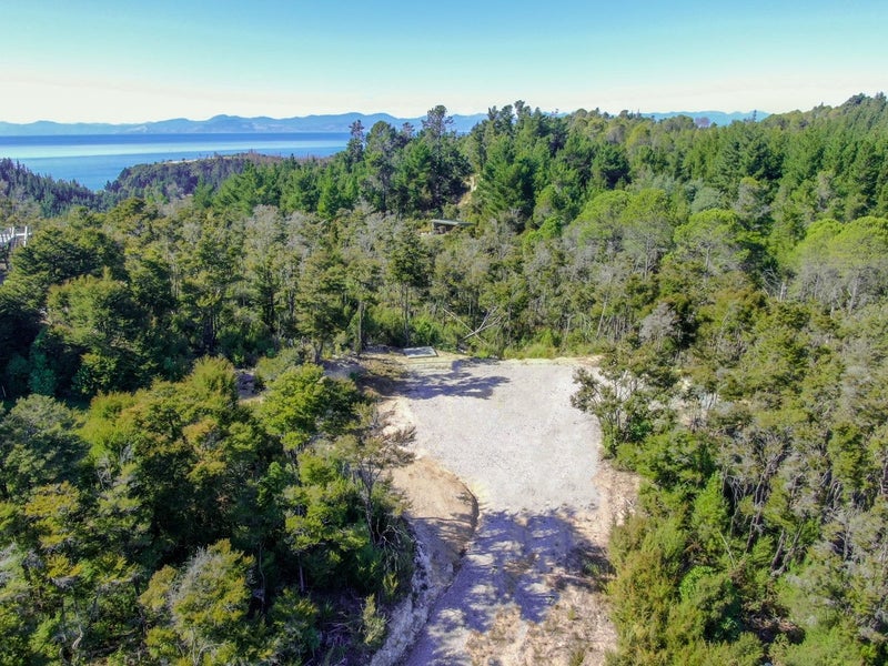 12 Tokongawa Drive, Kaiteriteri - Carousel 2