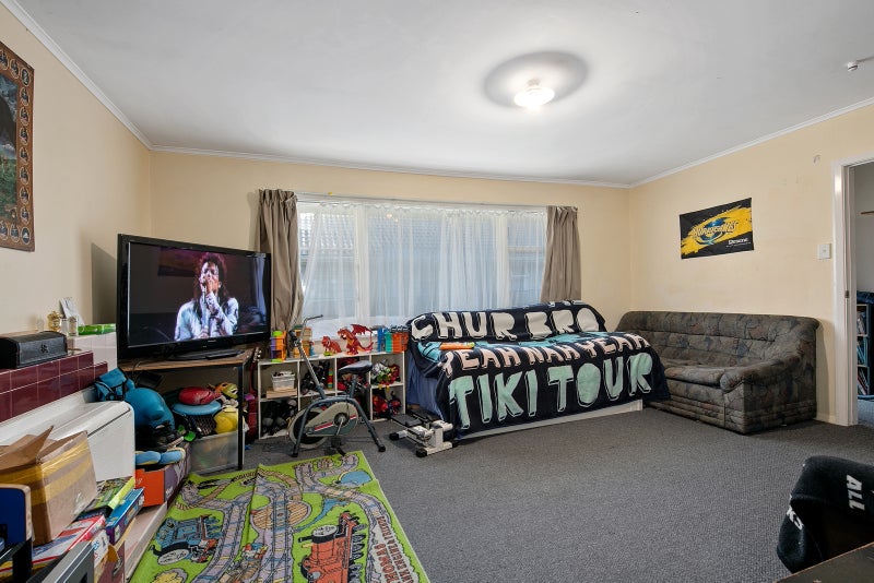 37 Gillespies Road, Birchville, Upper Hutt - Carousel 2