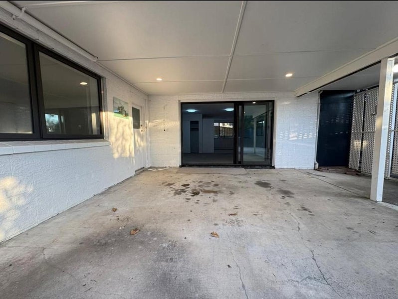 14 Hurstbourn Priors, Goodwood Heights, Auckland - Carousel 1