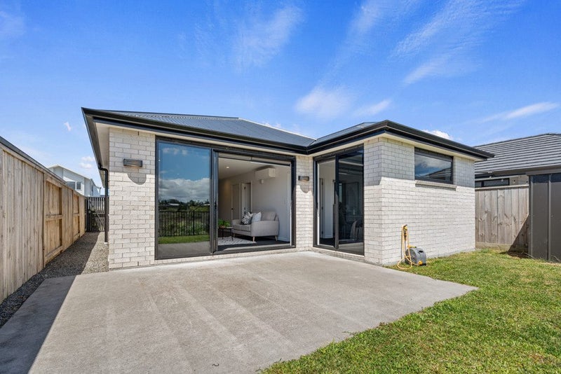 17 Hinaki Street, Poike, Tauranga - Carousel 25