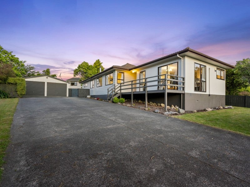 19 Topaz Street, Birchville, Upper Hutt - Carousel 1