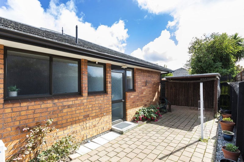 2/22 Leander Street, Northcote, Christchurch - Carousel 17