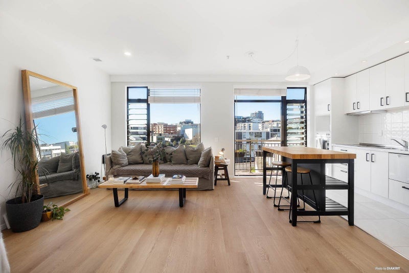 2H/7 Charlotte Street, Eden Terrace, Auckland - Carousel 2