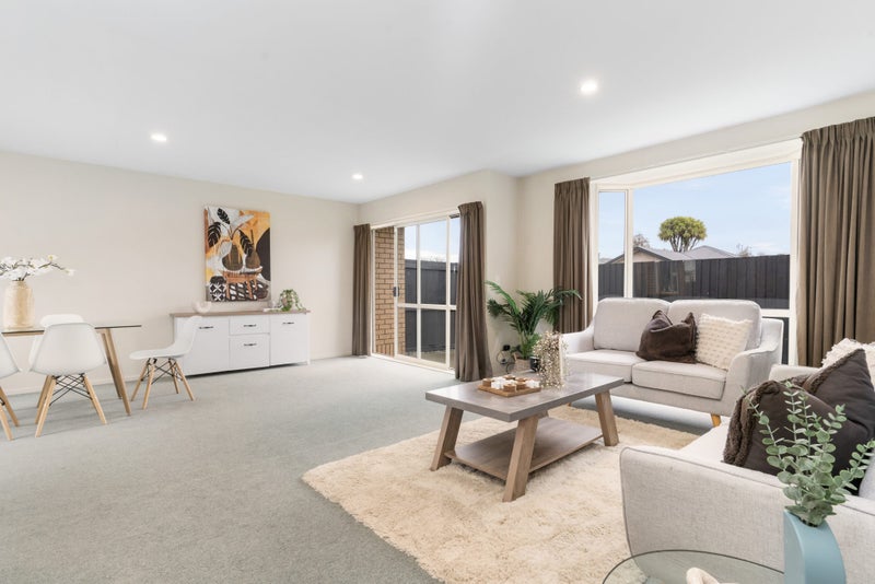 4/17 Fairfield Avenue, Addington, Christchurch - Carousel 1